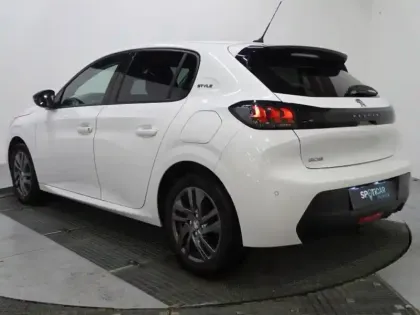 Photo 6 Peugeot 208  1.2 PureTech 100ch S&S Style 118g