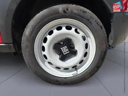 Photo 9 Fiat Panda Grande  Electrique 113ch Red