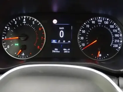 Photo 8 Renault Clio  1.0 TCe 100ch Zen