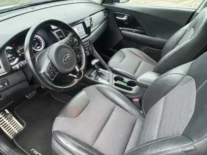 Photo 13 Kia Niro  1.6 GDi 105ch ISG + électrique 43.5ch Design DCT6