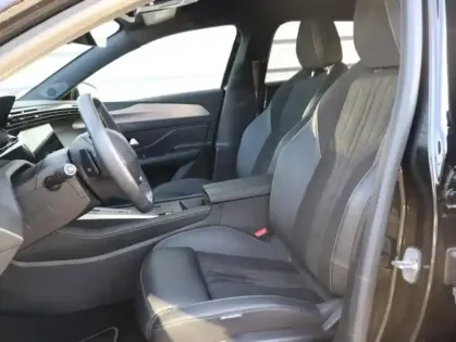 Photo 9 Peugeot 308  SW 1.2 Hybrid 136ch GT e-DCS6