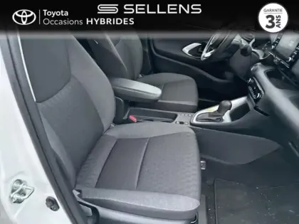 Photo 5 Toyota Yaris  116h Dynamic 5p MC24