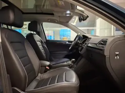 Photo 14 Volkswagen Tiguan  1.4 eHybrid 245ch Elegance Exclusive DSG6