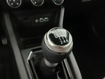 Photo 14 Renault Clio  1.0 TCe 90ch Evolution - 24