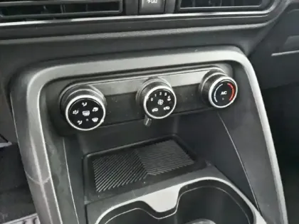 Photo 12 Citroën C3  1.2 Turbo 100ch YOU