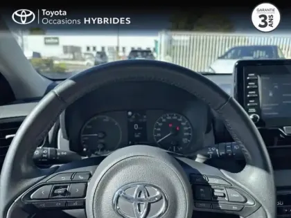 Photo 6 Toyota Yaris  116h Dynamic Business + Programme Beyond Zero Academy 5p MC24