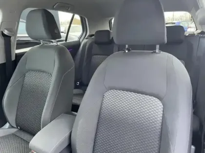 Photo 10 Volkswagen Golf  1.0 TSI OPF 110ch Active