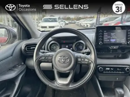 Photo 12 Toyota Yaris  116h Design 5p MY22