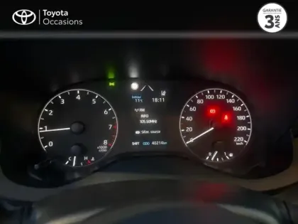 Photo 10 Toyota Yaris  120 VVT-i Dynamic 5p MY22