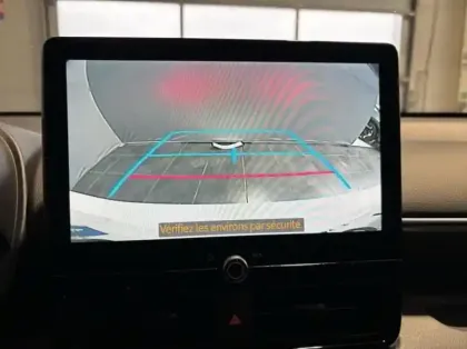 Photo 9 Toyota Yaris  116h Design 5p MC24