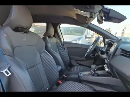 Photo 9 Renault Clio  1.6 E-Tech 145ch full hybrid esprit Alpine - 24