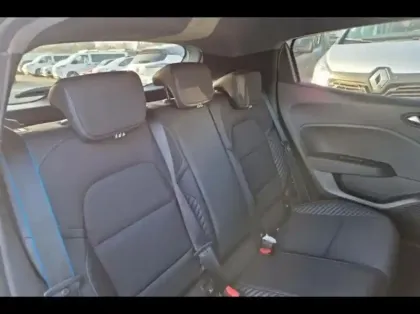 Photo 10 Renault Clio  1.6 E-Tech 145ch full hybrid esprit Alpine - 24