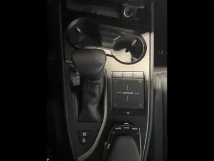 Photo 12 Lexus UX  250h 2WD F SPORT MY21