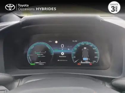 Photo 13 Toyota C-HR  1.8 Hybride 140ch Dynamic NG23