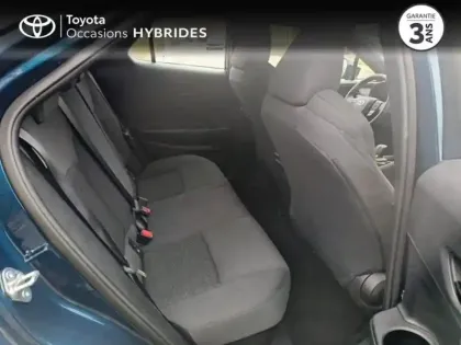 Photo 6 Toyota C-HR  1.8 Hybride 140ch Dynamic NG23