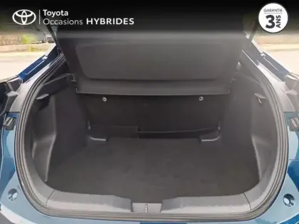 Photo 9 Toyota C-HR  1.8 Hybride 140ch Dynamic NG23