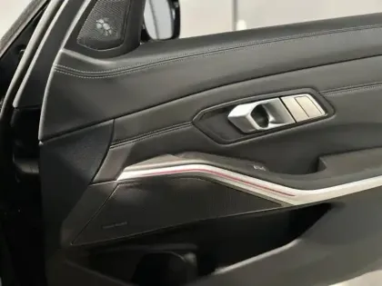 Photo 13 BMW M3  Touring 3.0 510ch Competition M xDrive