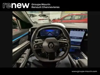 Photo 13 Renault Austral  1.2 E-Tech full hybrid 200ch Iconic