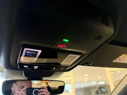 Photo 13 Volkswagen T-roc  1.5 eTSI 150ch R-Line DSG7