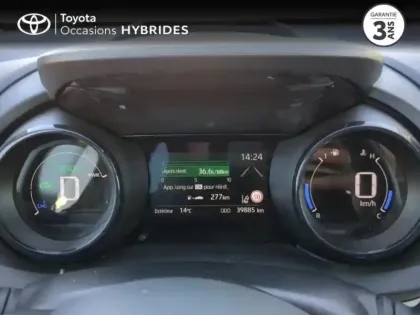 Photo 13 Toyota Yaris  116h Iconic 5p