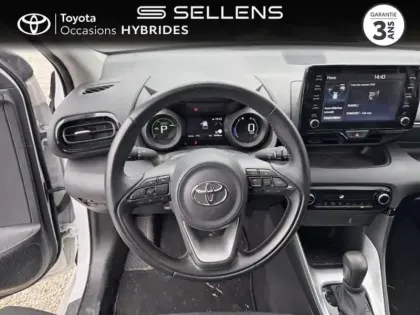 Photo 8 Toyota Yaris  116h Design 5p MC24