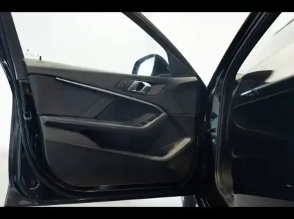 Photo 5 BMW Serie 1 Série 1 118iA 136ch M Sport DKG7