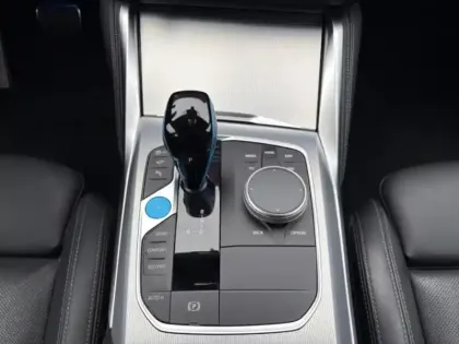 Photo 10 BMW I4  M50 544ch