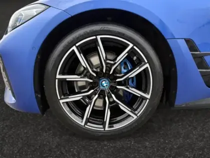 Photo 13 BMW I4  M50 544ch