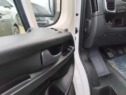 Photo 11 Citroën Jumper  Fg L2H2 3.3 140ch BlueHDi S&S