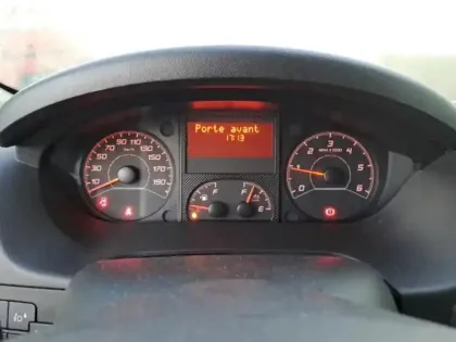 Photo 27 Citroën Jumper  Fg L2H2 3.3 140ch BlueHDi S&S