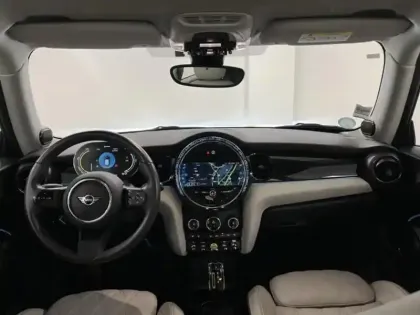 Photo 8 Mini Mini  Cooper SE 184ch Edition Premium Plus BVA 5CV