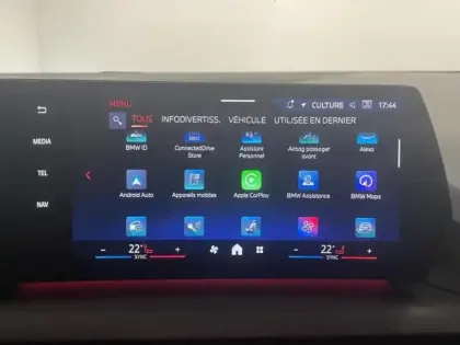 Photo 12 BMW Serie 1 Série 1 116A 122ch M Sport Design DKG7