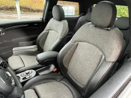 Photo 8 Mini Mini  Cooper SE 184ch Edition Premium Plus BVA 5CV