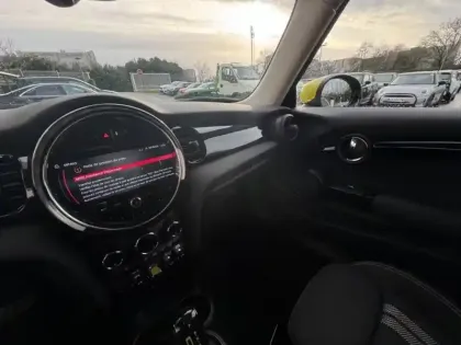 Photo 5 Mini Mini  Cooper SE 184ch Classic BVA 5CV