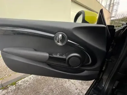 Photo 6 Mini Mini  Cooper SE 184ch Classic BVA 5CV