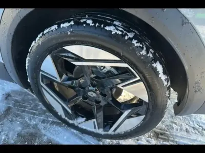 Photo 12 Renault Symbioz  1.8 E-Tech full hybrid 160ch Iconic - 25