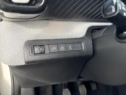 Photo 13 Citroën C3  1.2 Turbo 100ch PLUS