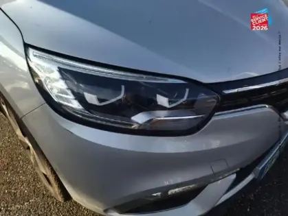 Photo 12 Renault Grand Scenic  1.3 TCe 140ch Intens EDC - 21