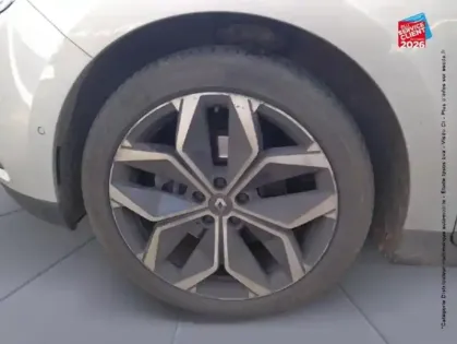 Photo 9 Renault Grand Scenic  1.3 TCe 140ch Intens EDC - 21