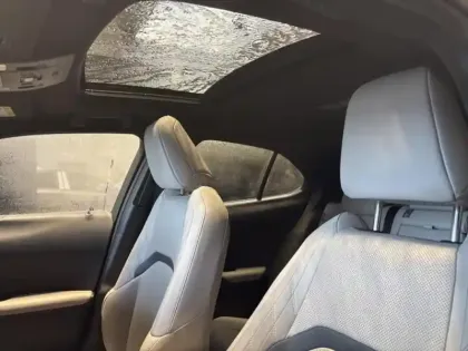 Photo 13 Lexus UX  250h 2WD Executive MY21