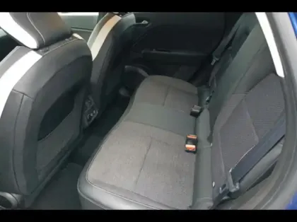 Photo 10 Renault Captur  1.6 E-Tech hybride rechargeable 160ch Intens -21