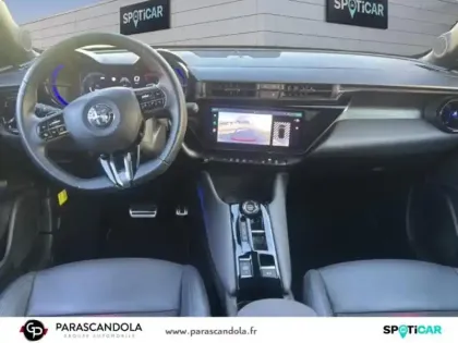 Photo 7 Alfa Romeo Junior  1.2 Ibrida 136ch Premium DCT6