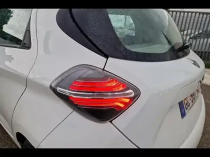 Photo 13 Renault Zoé Zoe E-Tech Zen charge normale R110 Achat Intégral - 21