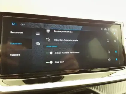 Photo 93 Peugeot 2008  Hybrid 145 e-DCS6