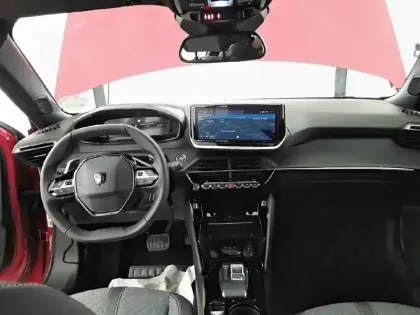 Photo 71 Peugeot 2008  Hybrid 145 e-DCS6