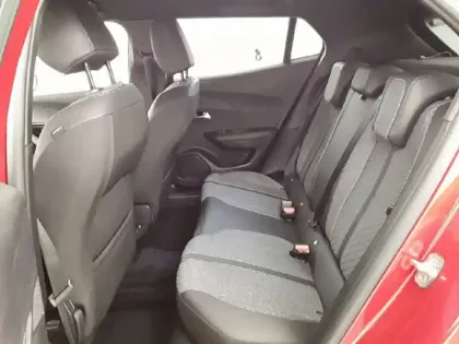 Photo 73 Peugeot 2008  Hybrid 145 e-DCS6