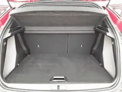 Photo 79 Peugeot 2008  Hybrid 145 e-DCS6