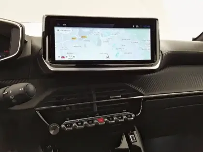 Photo 14 Peugeot 208  Hybrid 110 e-DCS6