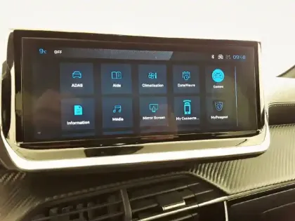 Photo 18 Peugeot 208  Hybrid 110 e-DCS6