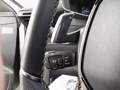 Photo 78 Peugeot 208  Hybrid 110 e-DCS6